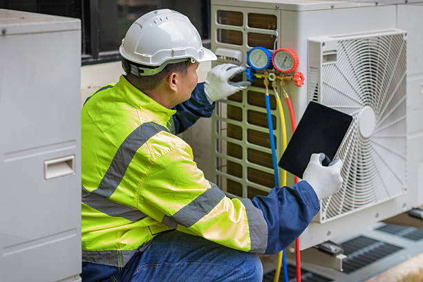 Professional Hvac technician working in Bryantown, MD